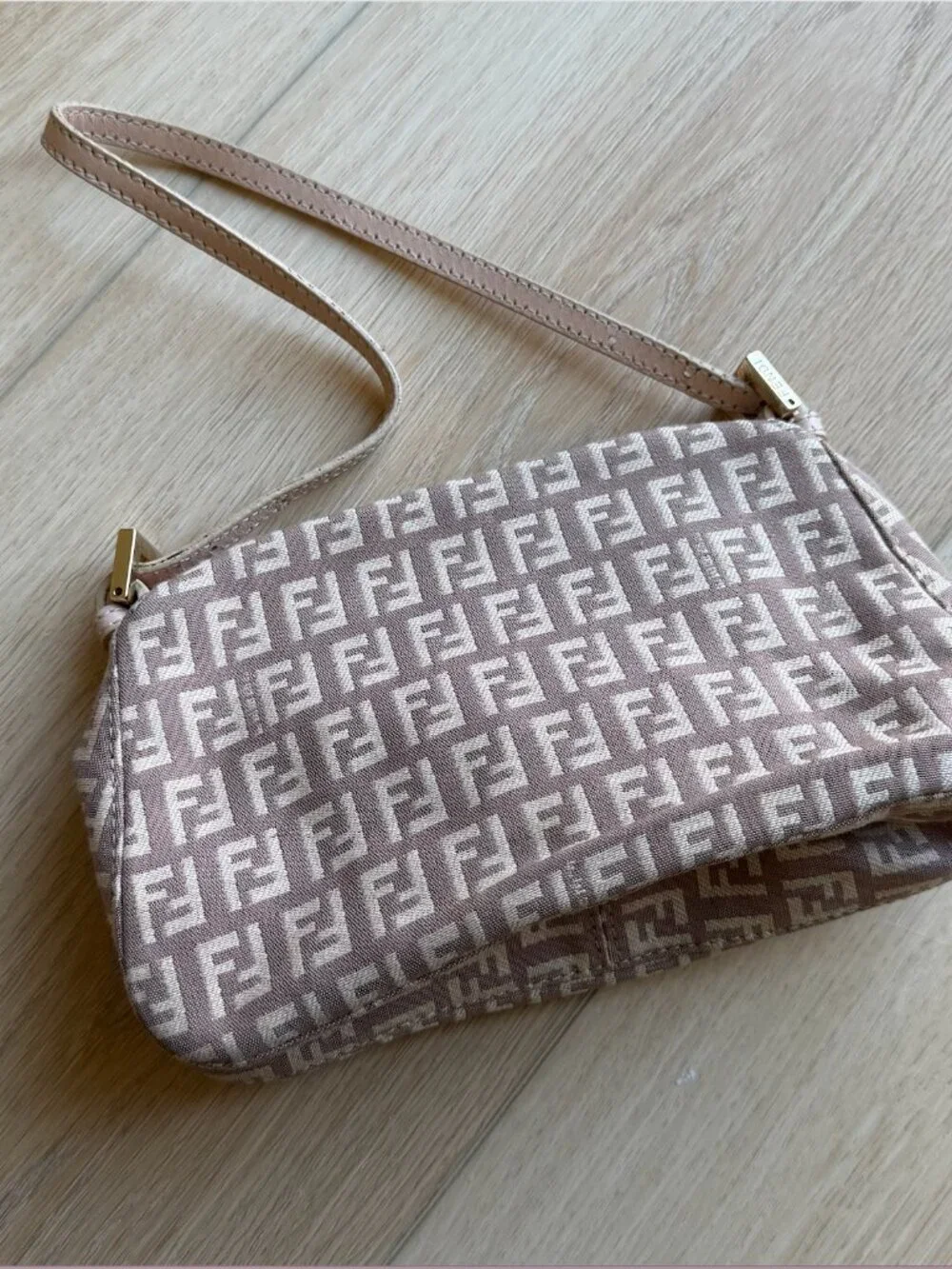 Vintage FENDI - FENDI Zucchino Vitello Mini Mama Baguette Cipria - Pink Canvas - Picture 3 of 11